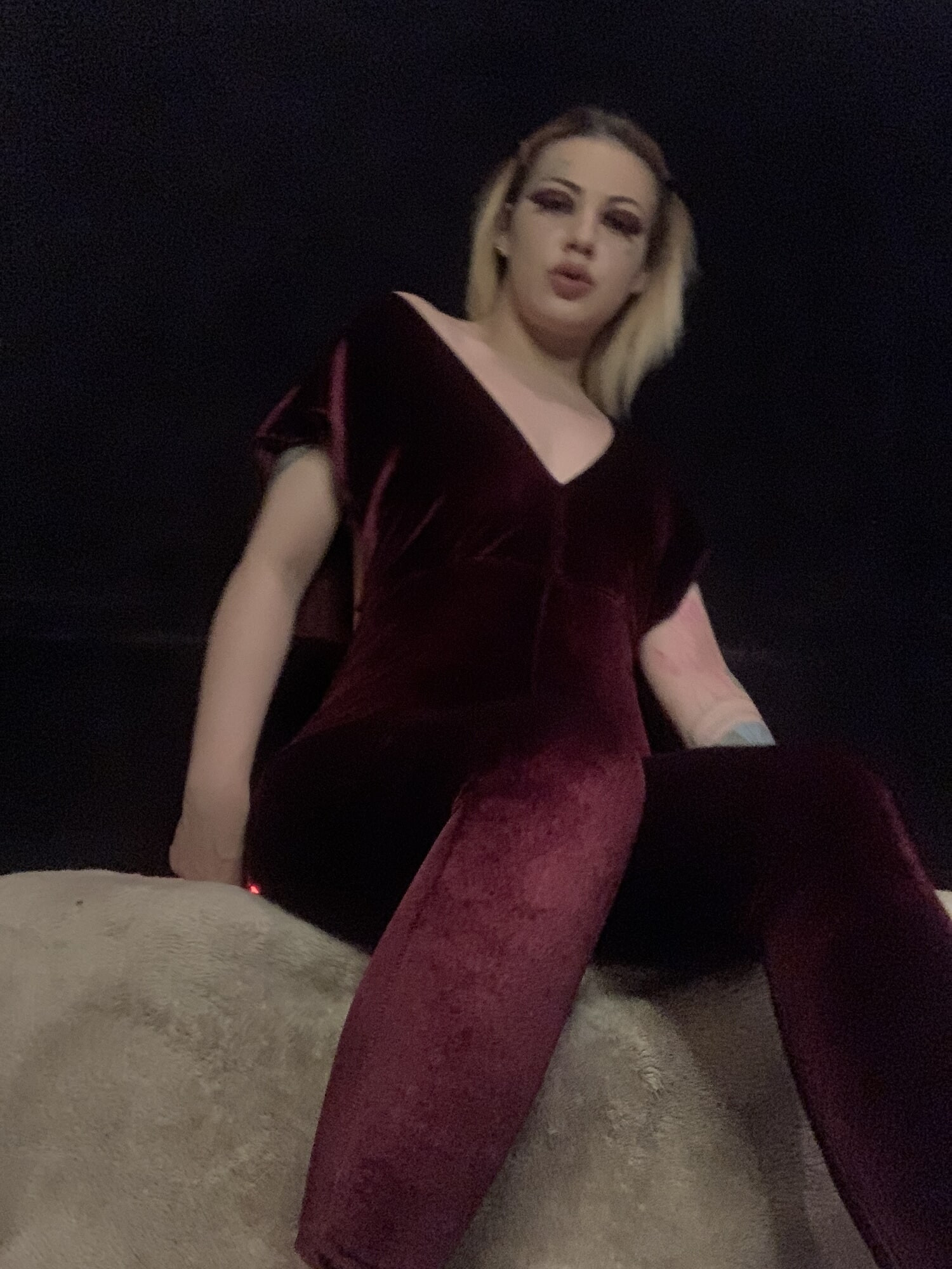 BOURGOGNE VELOUR - FULL PORN CLIP ON MY PROFILE
