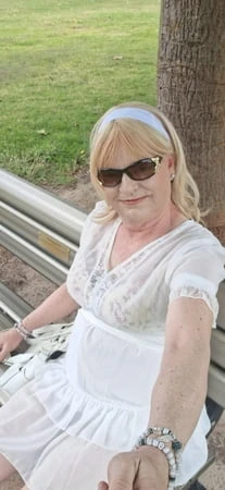 Sissymandy teşhir edilmiş orospu