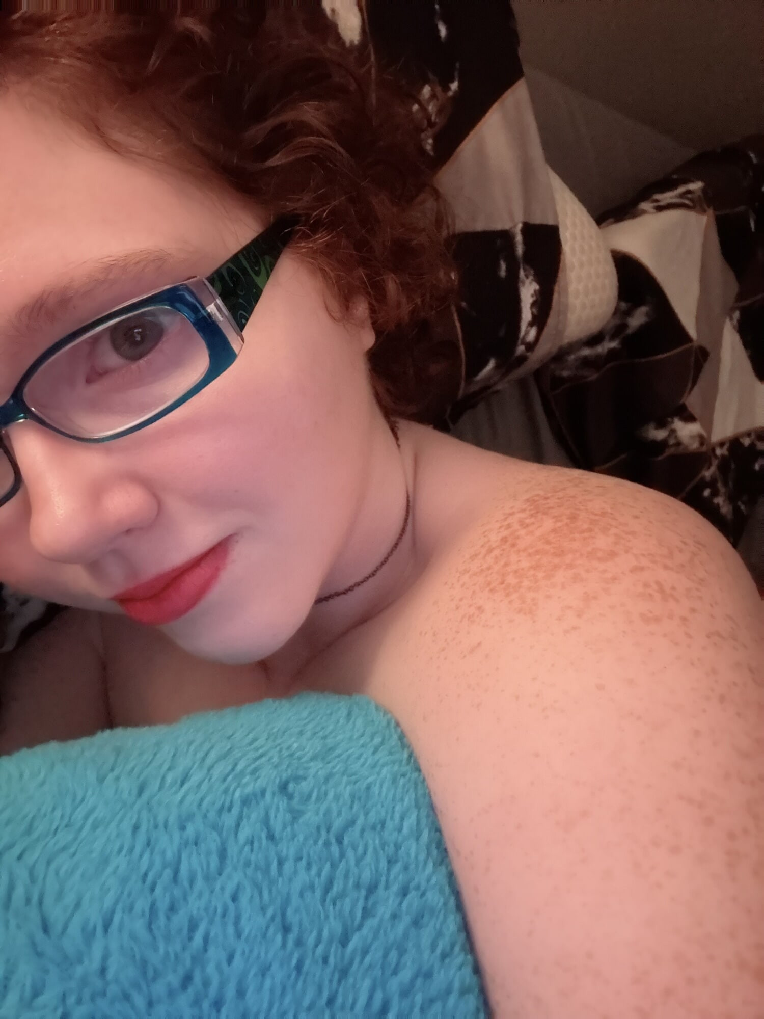 Ginger Beauty Shy