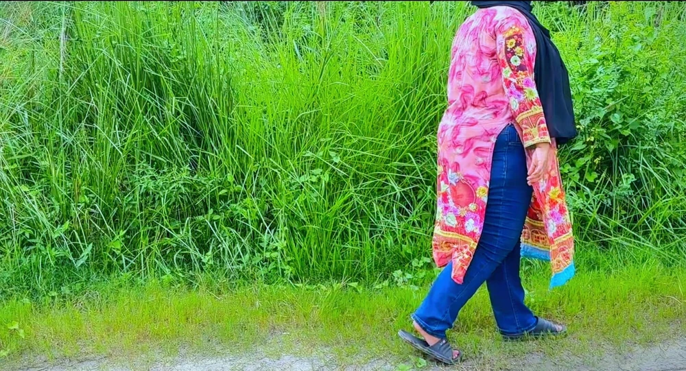 Indian Big Ass & Big Tits Hot Stepmom Roughly Fucked By guy #4