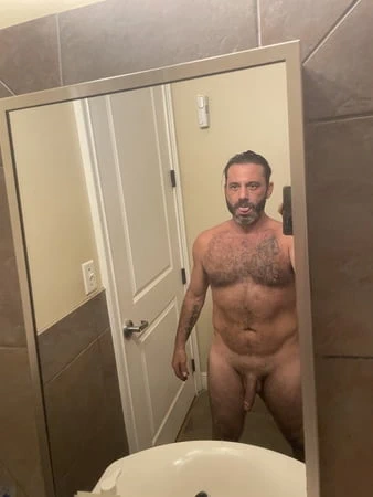 Sikmek için ıslak bir amına ihtiyacım var