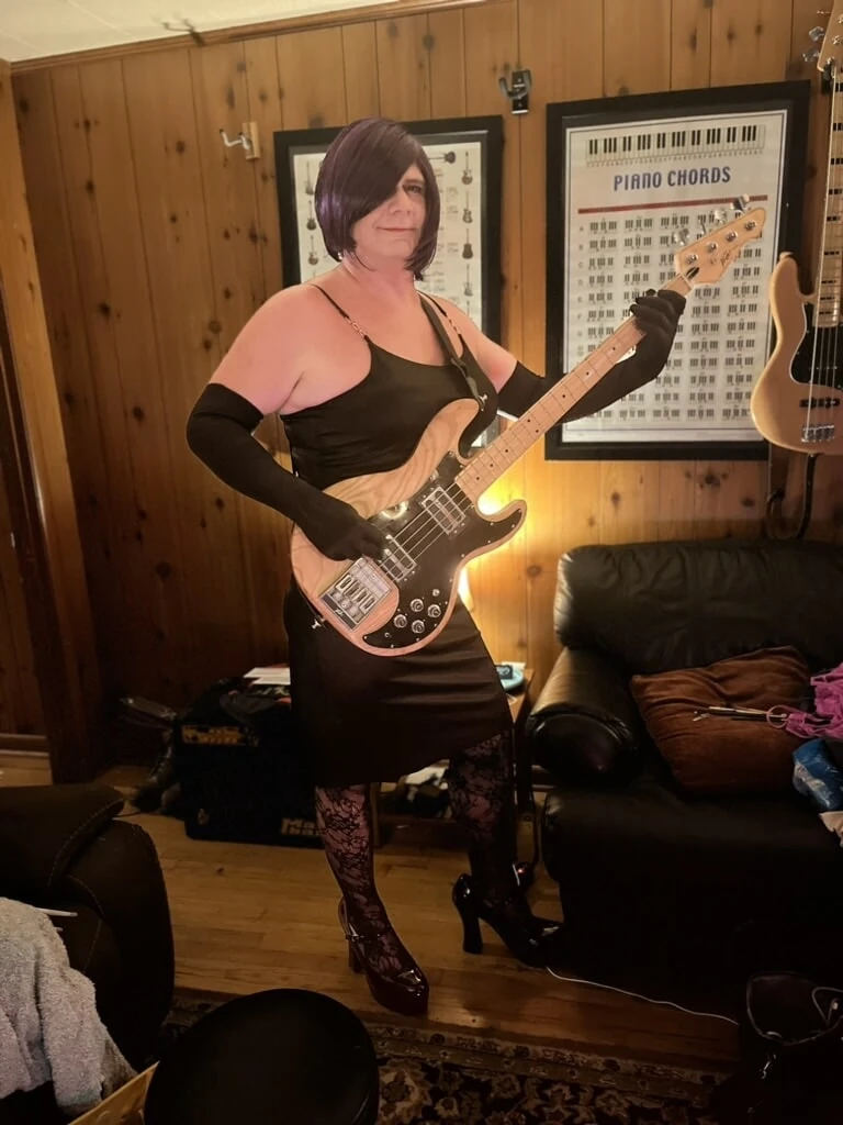 Больше меня!