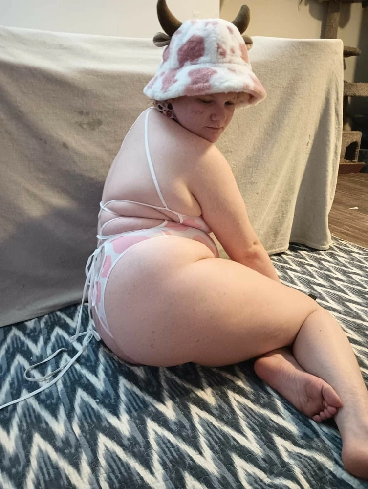 İnek femboy