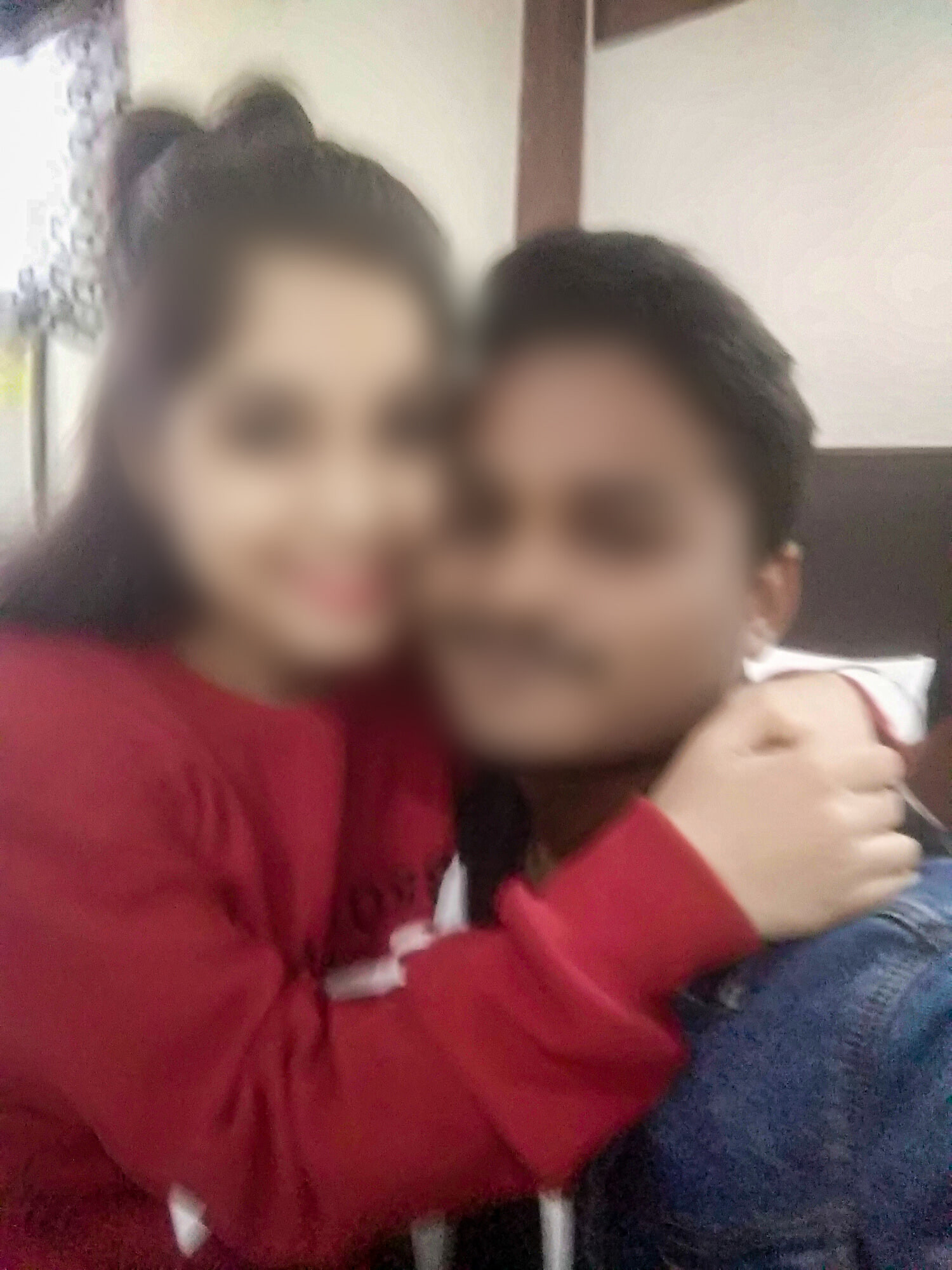 Couple Slaves Are Falling In Love, Ready Forever To Follow 