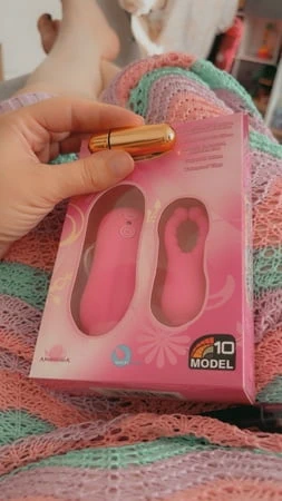 Oynamak için yeni oyuncaklar 