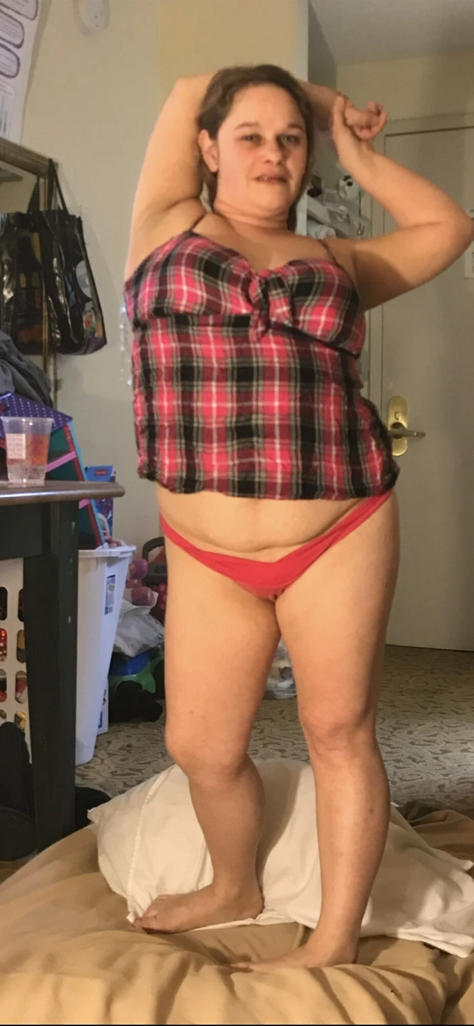 cheal motel whore