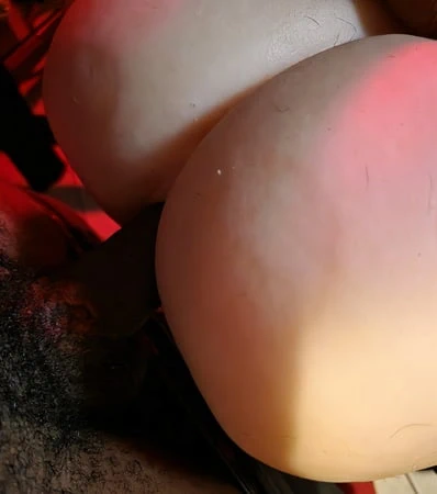 Kızın derinliklerinde