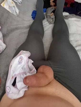 Çoraplı ve külotlu çoraplı elle muamele