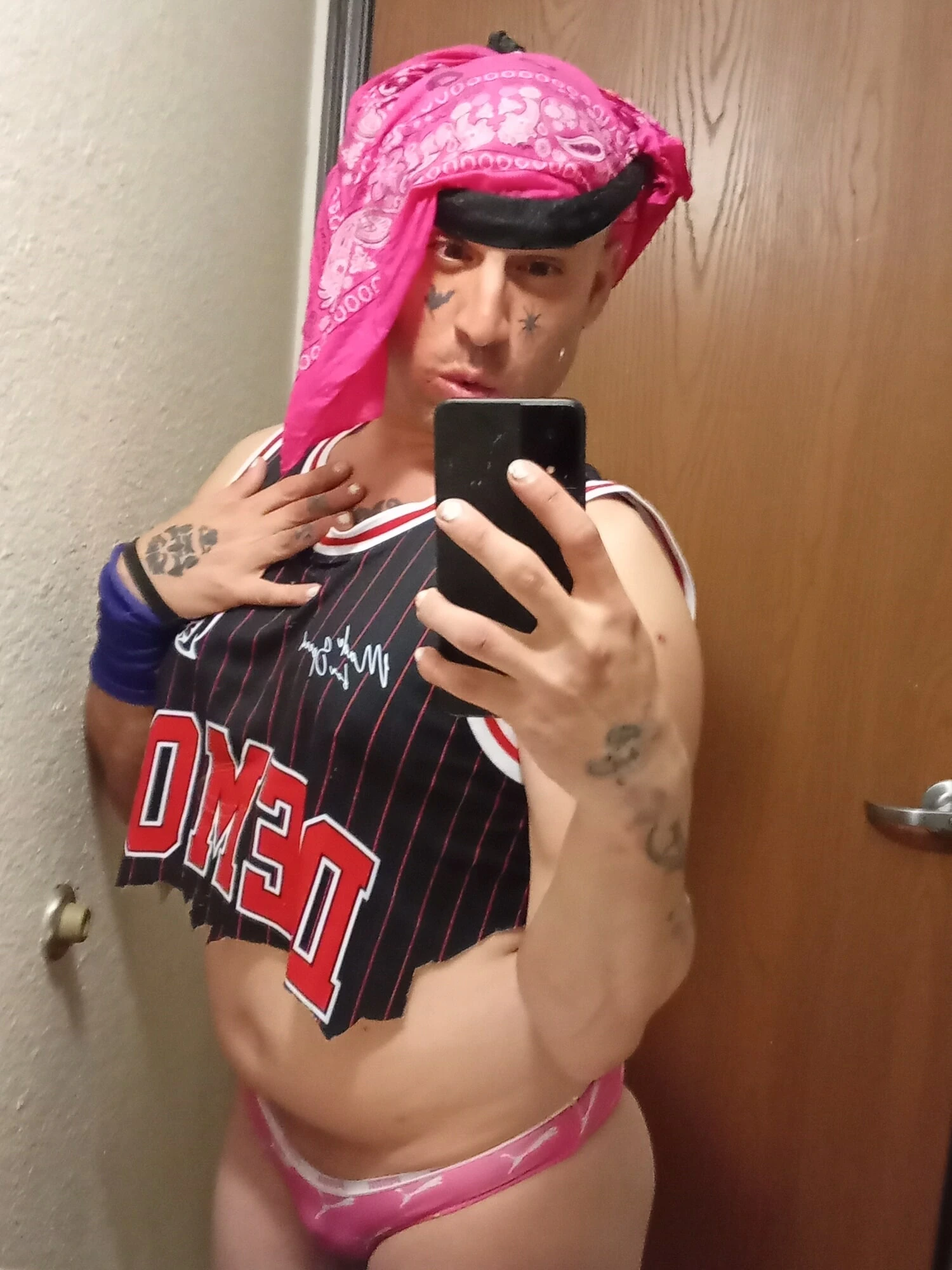 KADıN KıLıKLı IBNE SONSUZA KADAR 