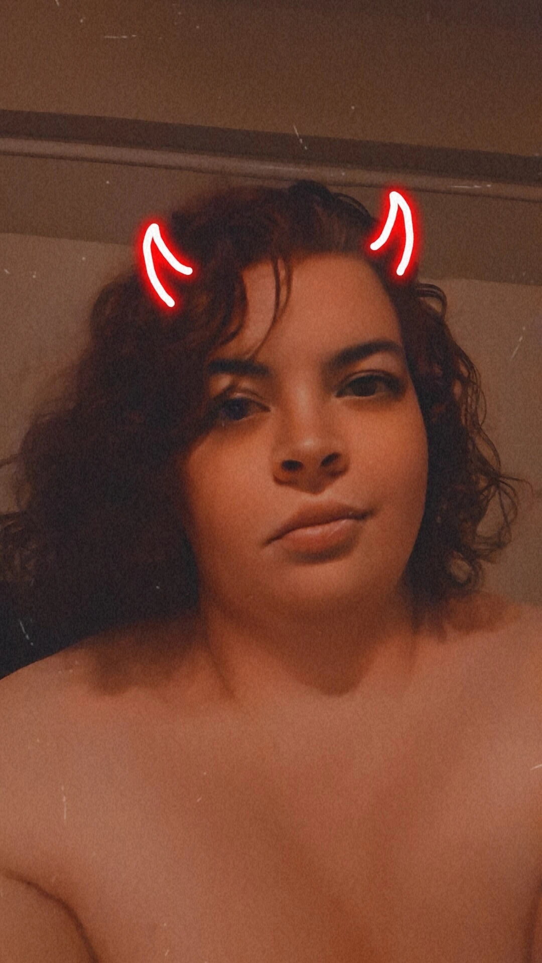 Я голодная милфа