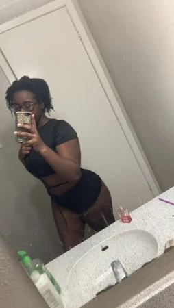 Onlyfans cuma günümü görmek istiyor musun bebeğim?