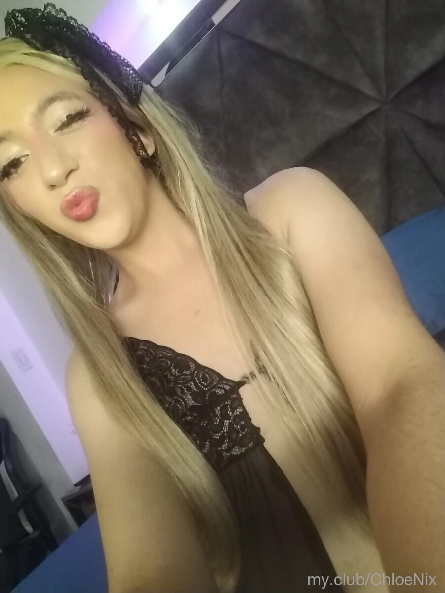 Ücretsiz chloe nix fotoğrafları