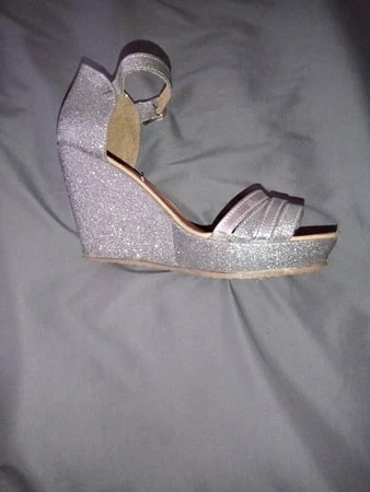 HERMOSAS PLATAFORMAS DE LA LIC BETTINA