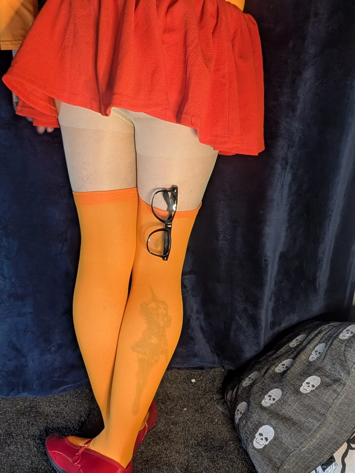 Küçük kadın kılıklı Velma