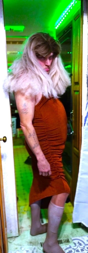 Sissy Lola'nın gelişimi 