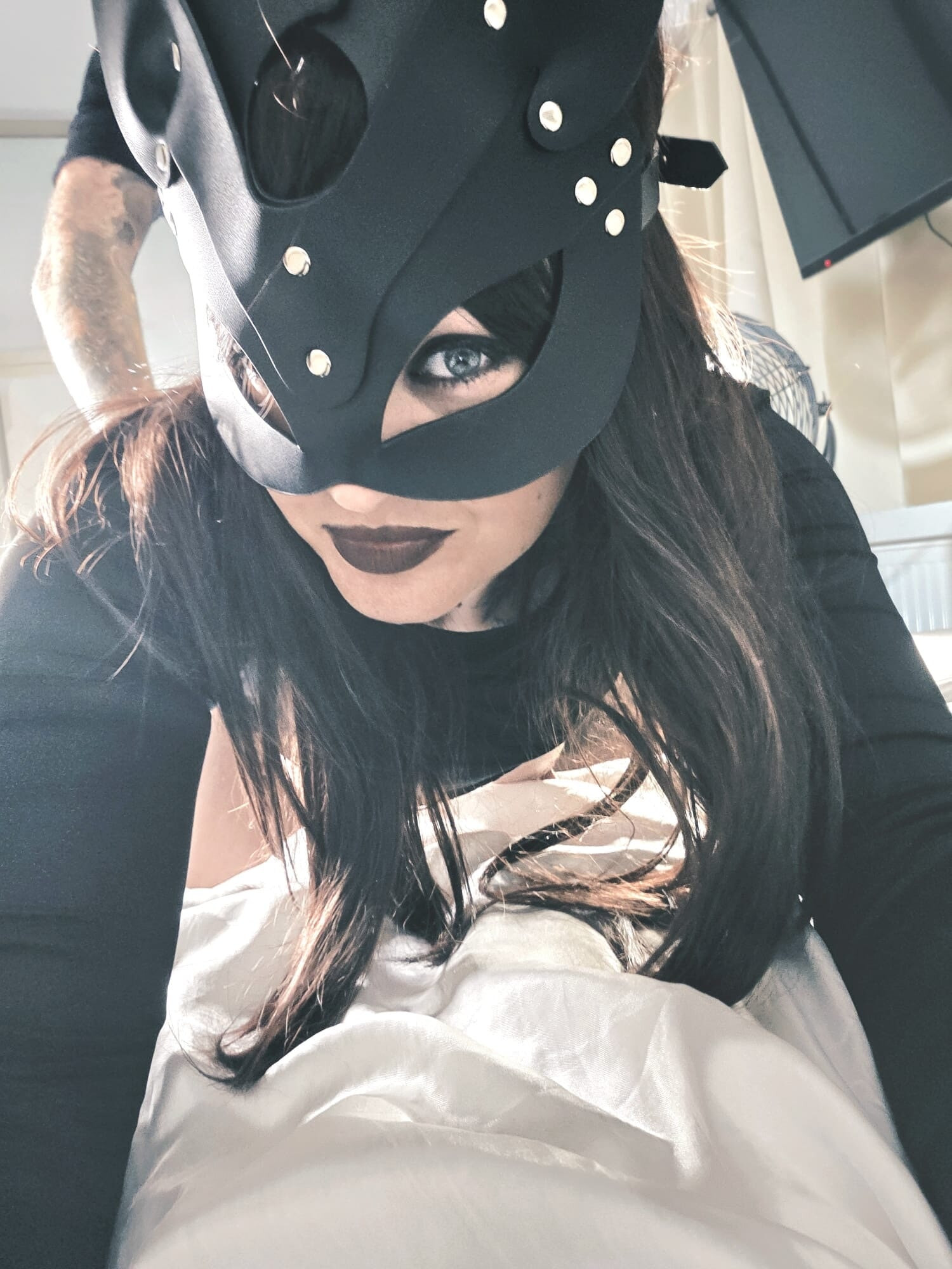 Pazartesi günü yeni maske 