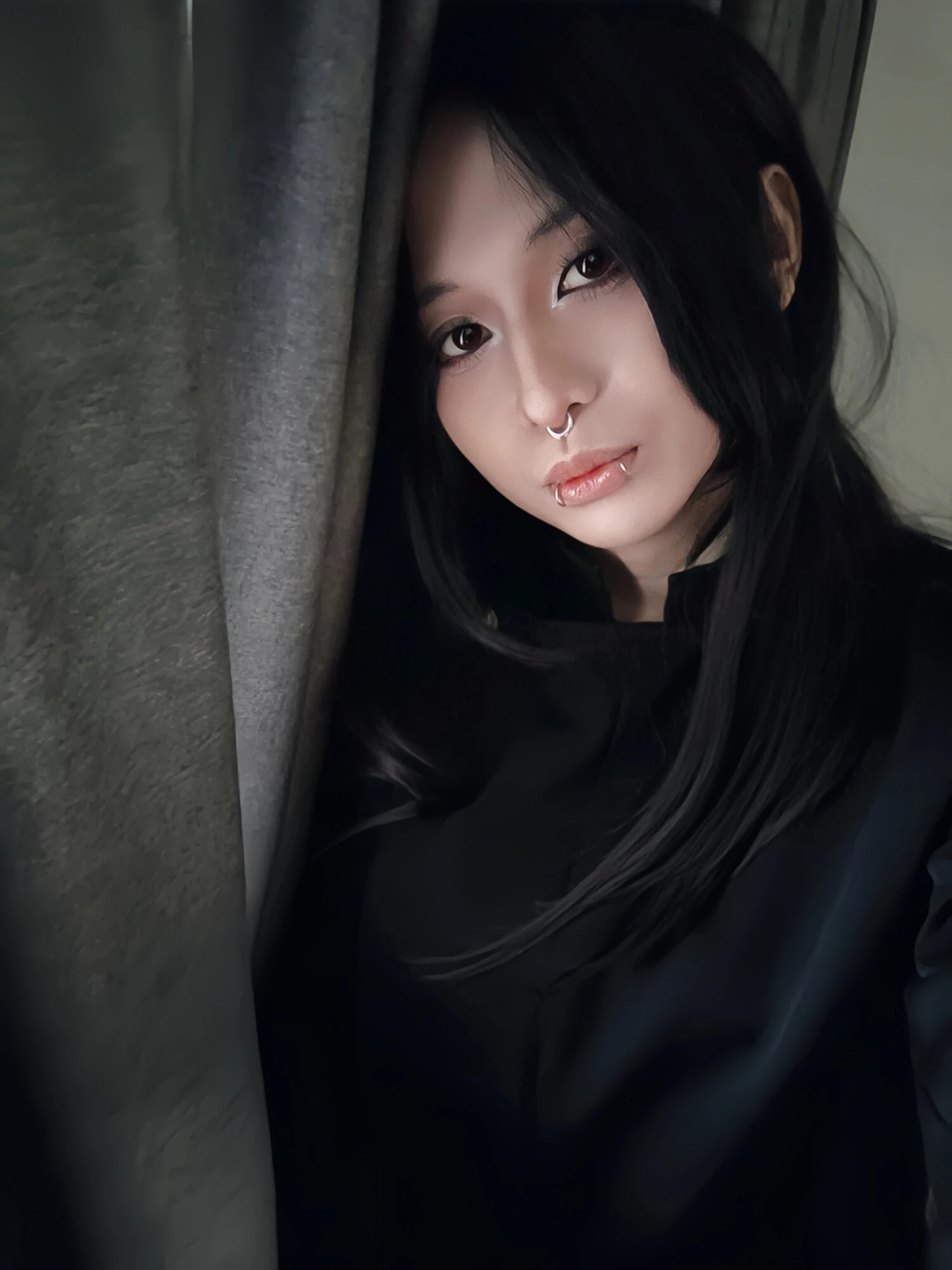 JJK в черной униформе