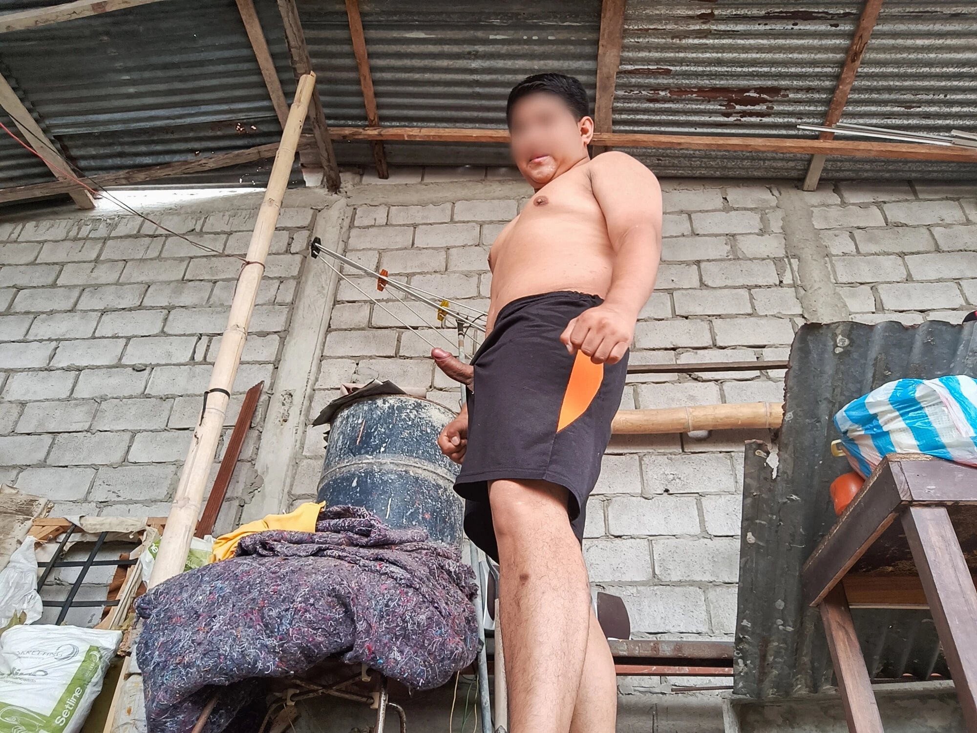 Yo ve zengin zevk anlarım tamamen çıplak 37