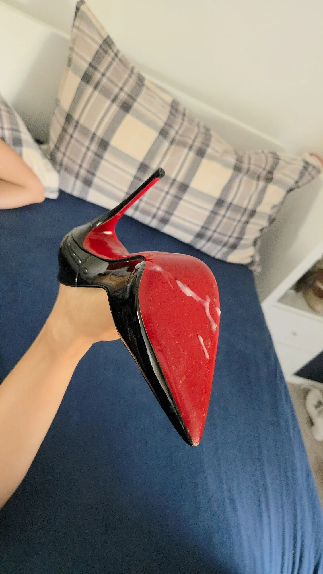 Günlük rahatlama için rahat topuklu ayakkabılar