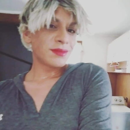 Daha fazla femme resmi 