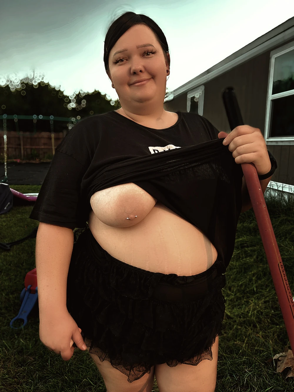 bbw HotWife shyskiesxx #4