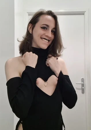 Yeni seksi kıyafetlerim