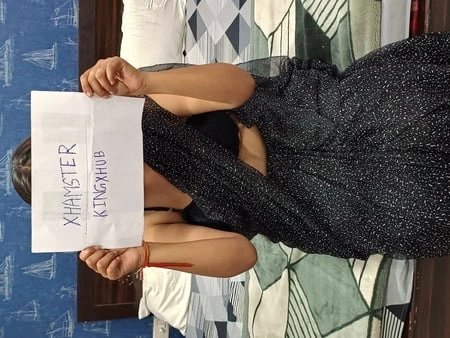 Otelde bebek gibi kız