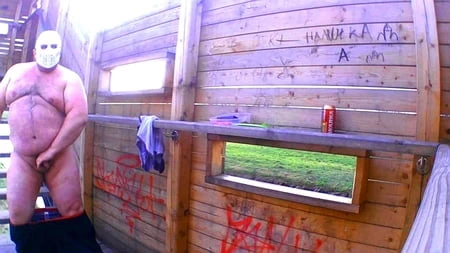 dışarıda halka açık bir yerde