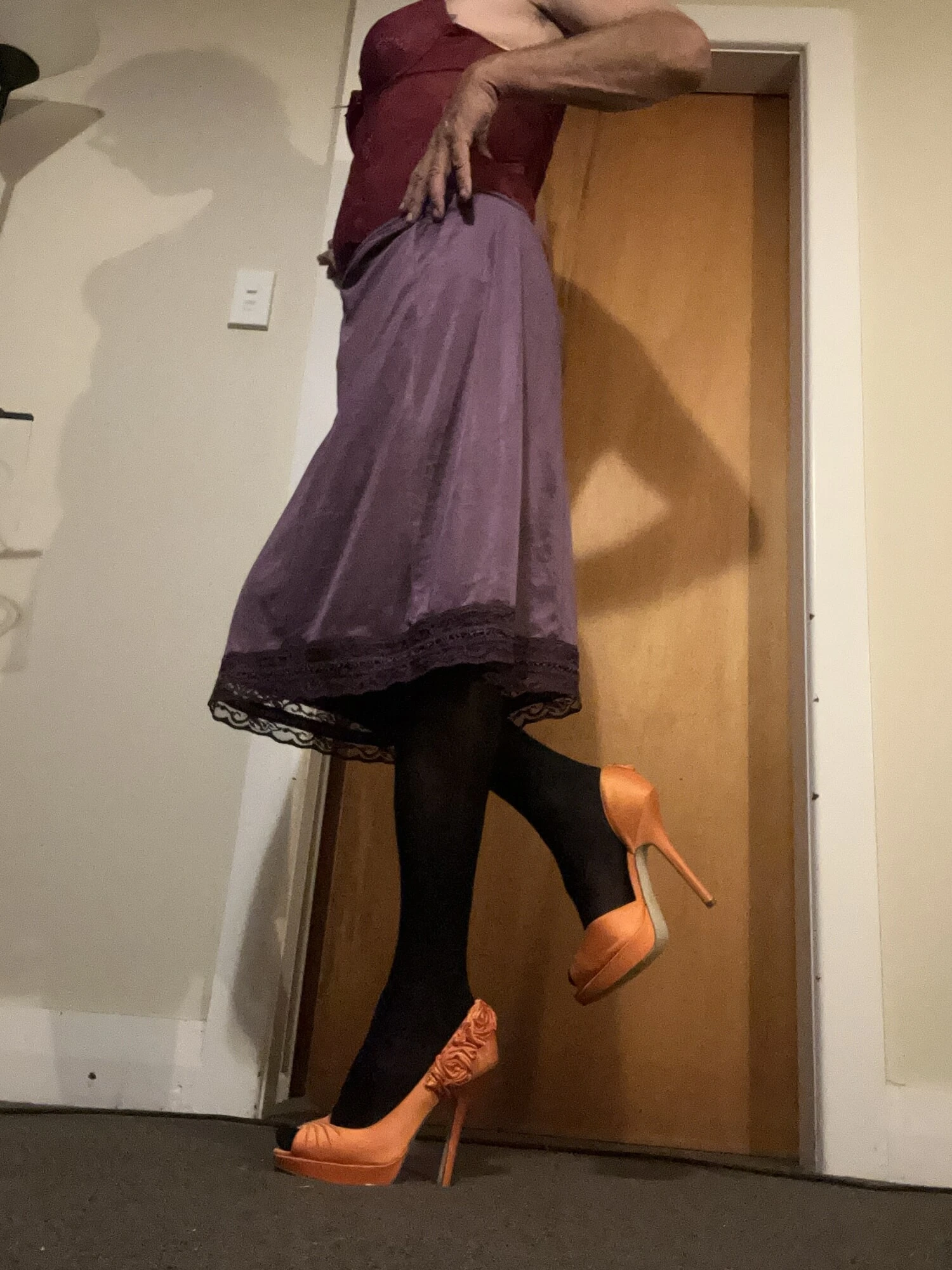 Farklı yüksek topuklu seksi slips camisoles 
